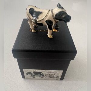 Object de Art Trinket Box #113 Half Pint Cow‎ Enameled New In Box